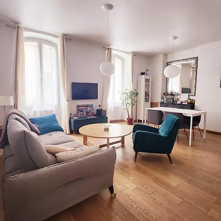 Apartment Homeloveparis